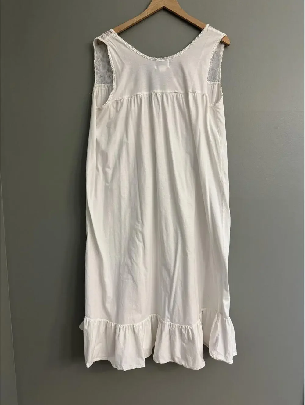 Vintage Claire’s Rose 100% Cotton Nightgown 🤍 - Picture 6 of 7